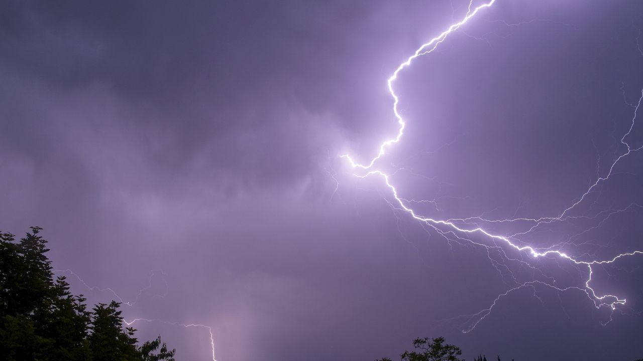 Orages : Météo-France place 7 départements en alerte