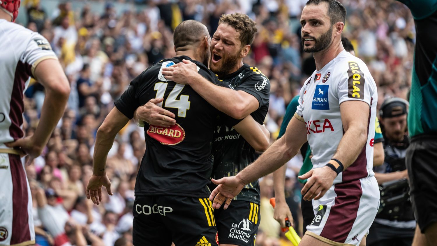 Top 14 : surpuissant, le Stade rochelais dompte Bordeaux-Bègles et rejoint Toulouse en finale