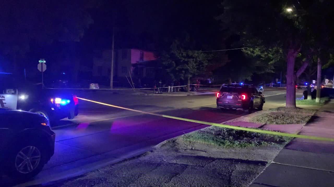 1 killed, 2 injured in drive-by shooting in Austin, 2 suspects at large