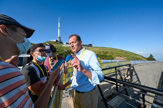 "Je ne m’attendais pas à ça" : Christian Prudhomme, le patron du Tour, dresse le bilan de l'étape du puy de Dôme