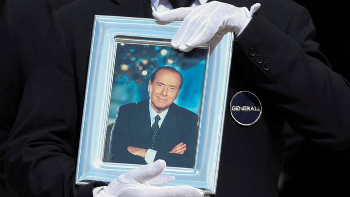 Le testament de Silvio Berlusconi rappelle son inextricable relation avec la Mafia