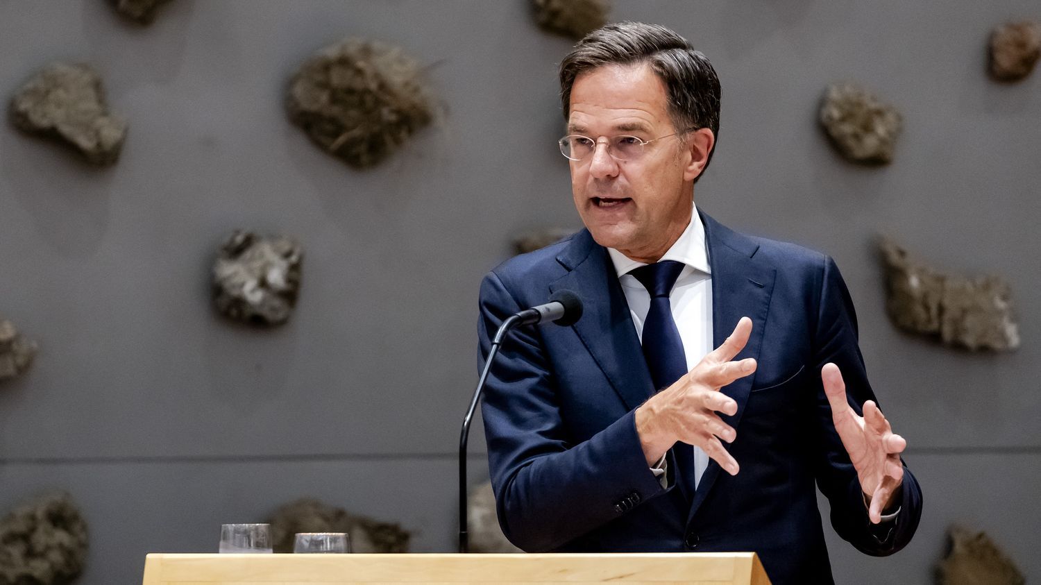 Pays-Bas : Mark Rutte, Premier ministre resté le plus longtemps au pouvoir, quitte la politique après sa démission