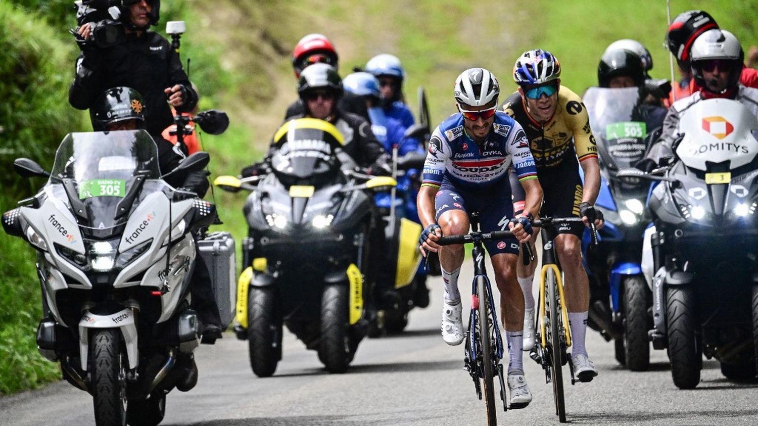 Tour de France 2023 : un parcours accidenté propice aux baroudeurs ? La 10e étape en questions