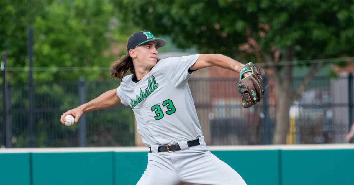 Dodgers draft SS Bryan Gonzalez, RHP Patrick Copen in 6th-7th rounds