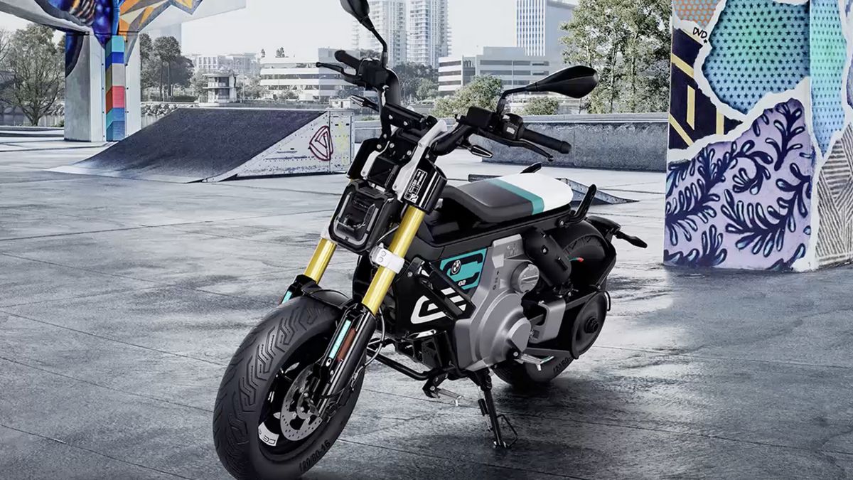 BMW présente une étonnante moto électrique accessible dès 14 ans