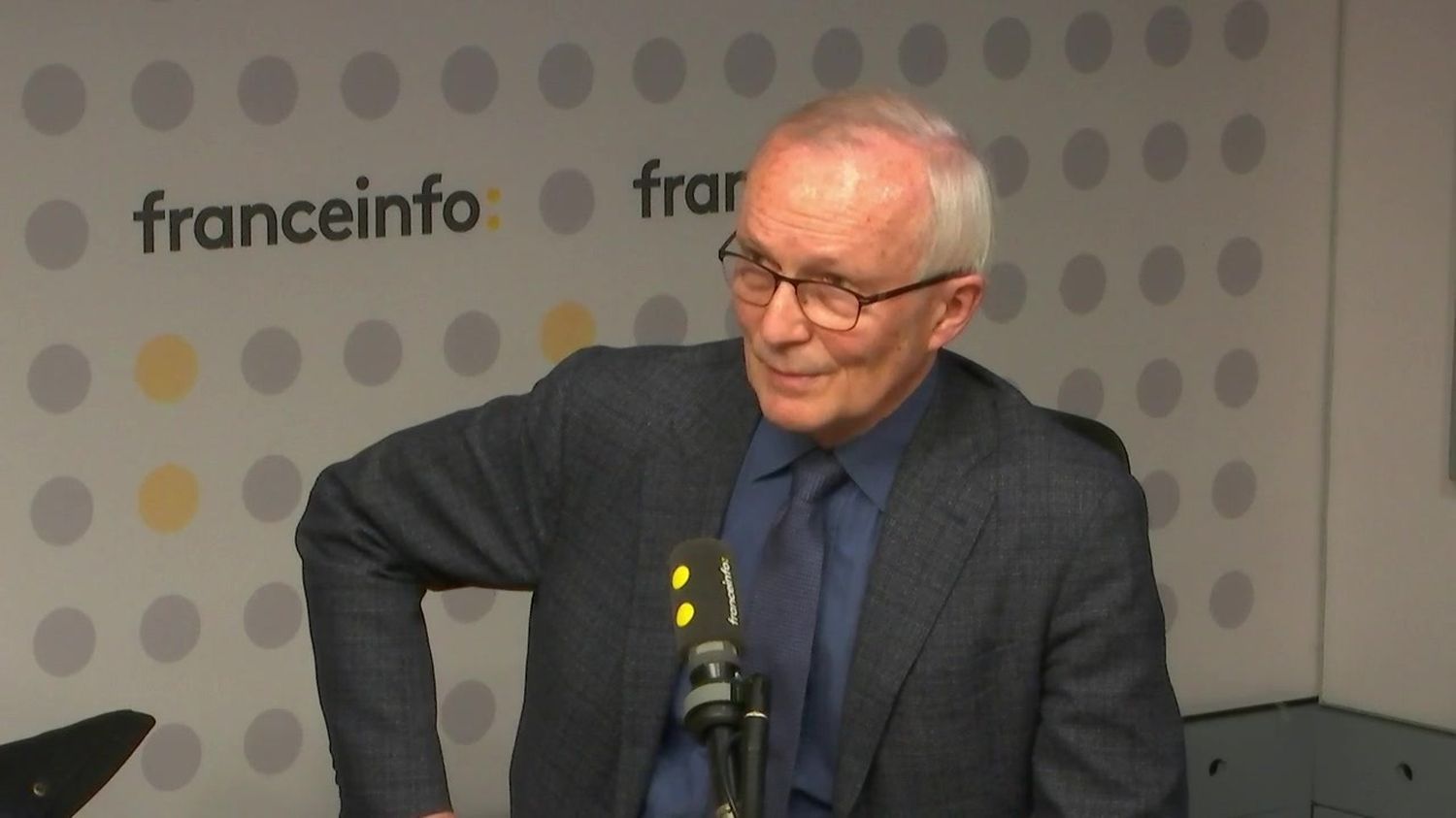 Sainte-Soline : "Ce n'est pas en procédant avec une violence aussi inouïe de la part des forces de l'ordre qu'on va parvenir" à réconcilier la police et la population, pointe la LDH