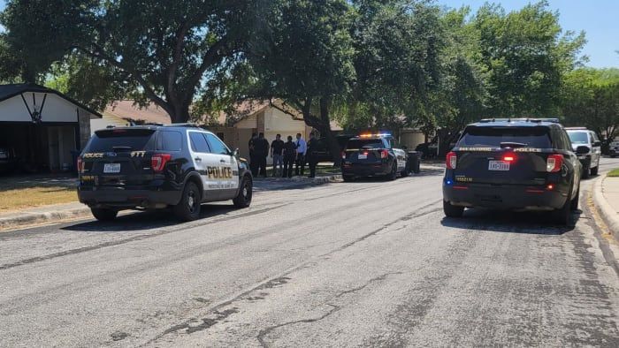 Teen critically injured in shooting at far West Side home, SAPD says