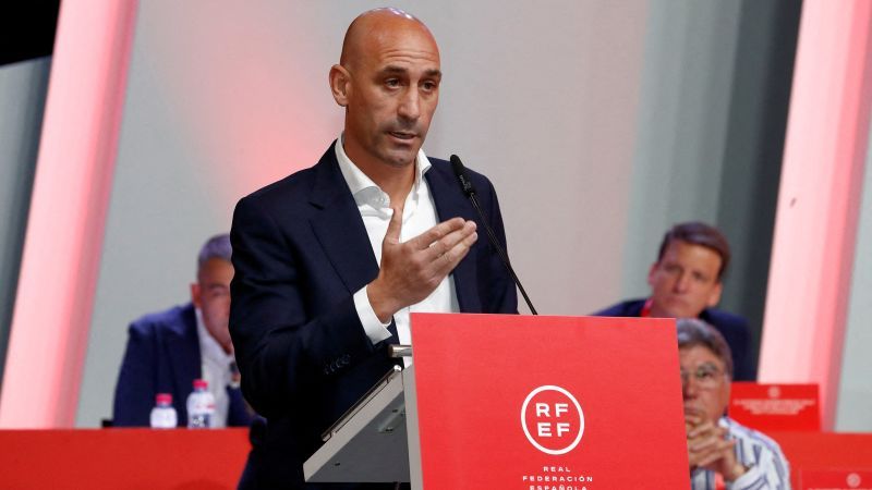 Luis Rubiales resigns as president of Spanish football federation following World Cup kiss scandal