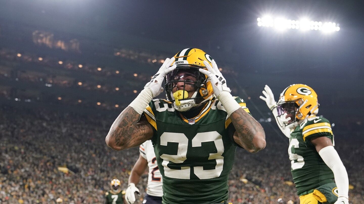 Jaire Alexander sprained ankle in "freak deal" Wednesday