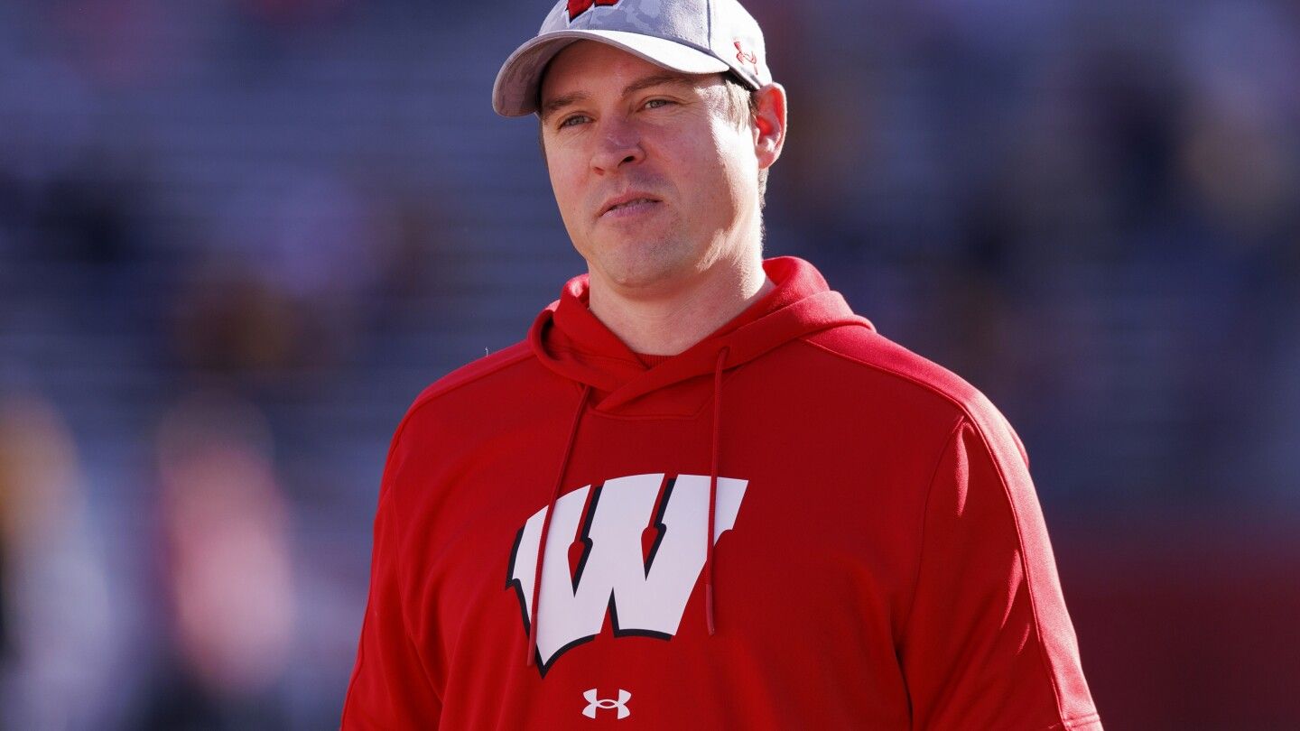 Report: Jim Leonhard to be Broncos defensive backs coach