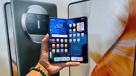 摺疊屏幕機皇 Huawei Mate X3 港版登場！比 iPhone 14 Pro Max 輕巧