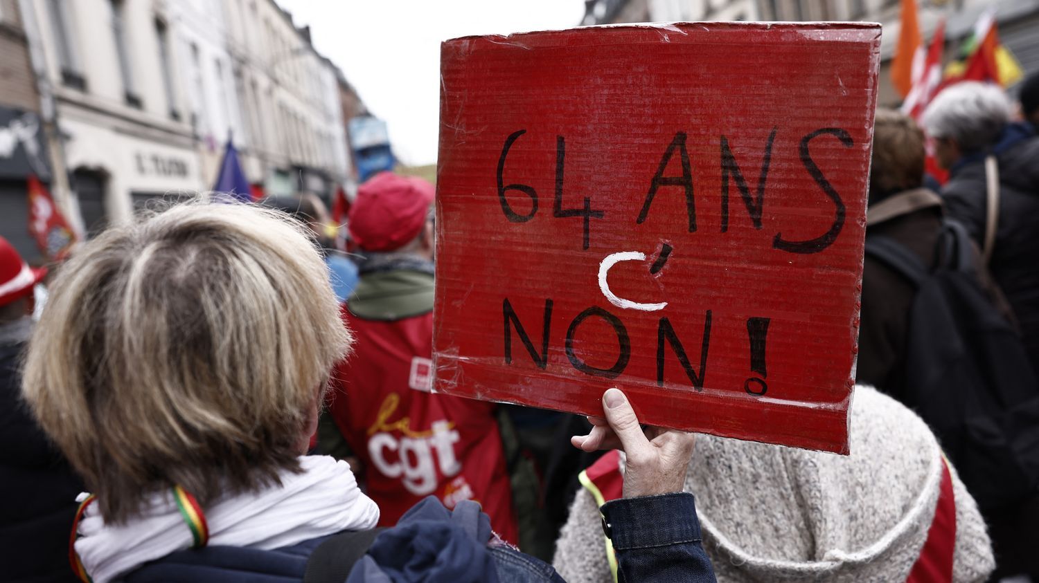 Réforme des retraites : comment l'opposition et les syndicats occupent le terrain avant la prochaine journée de mobilisation