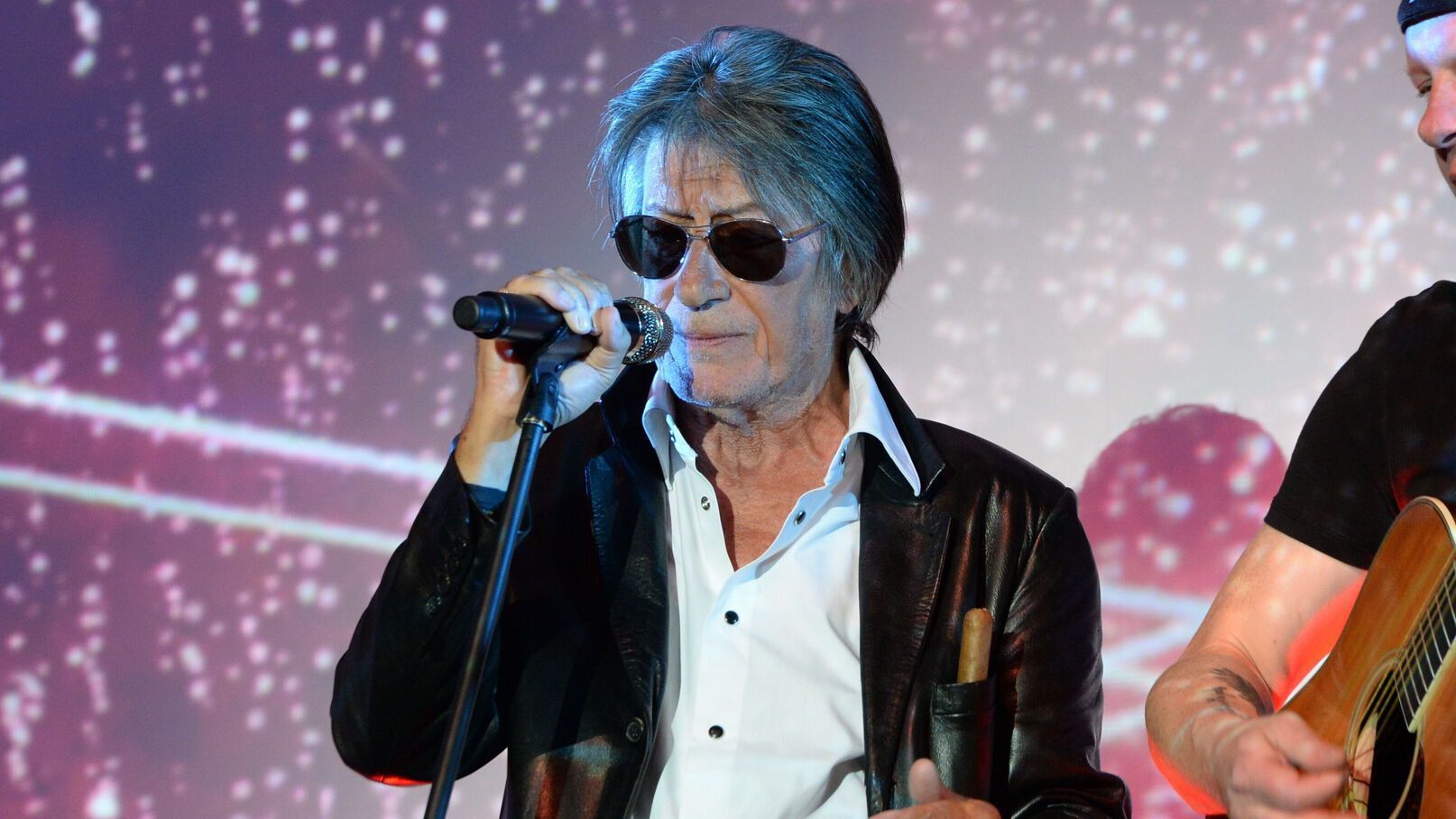 "Je l'ai obsédée" : Jacques Dutronc reconnaît avoir mal agi dans son couple avec Françoise Hardy