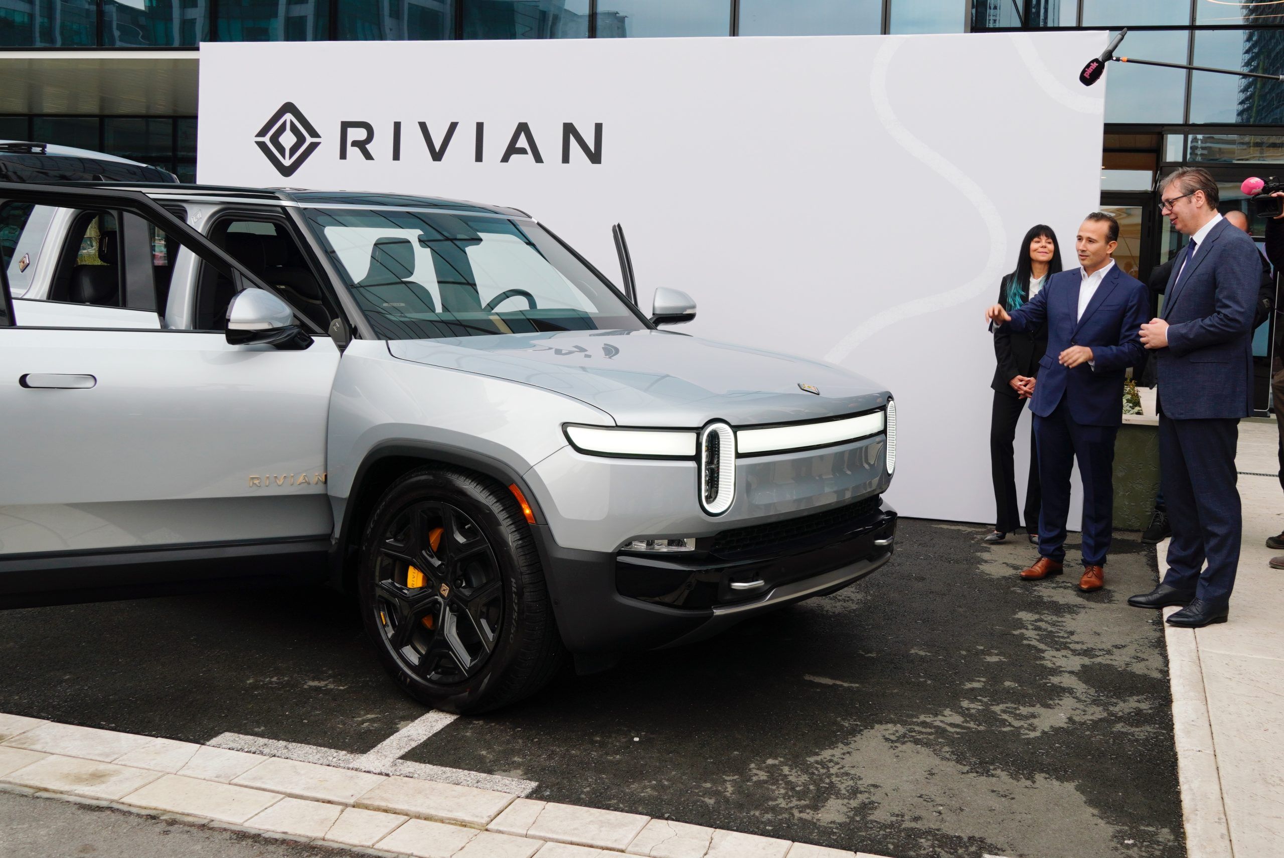 Rivian CEO stands firm, 'flagship' pricing strategy isn't going anywhere