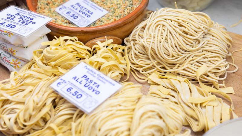 Italian pasta prices are soaring. The government is in crisis talks