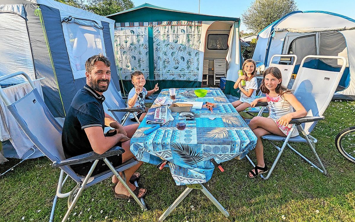 En Bretagne, l’engouement pour le camping traditionnel lors du pont de l’Ascension