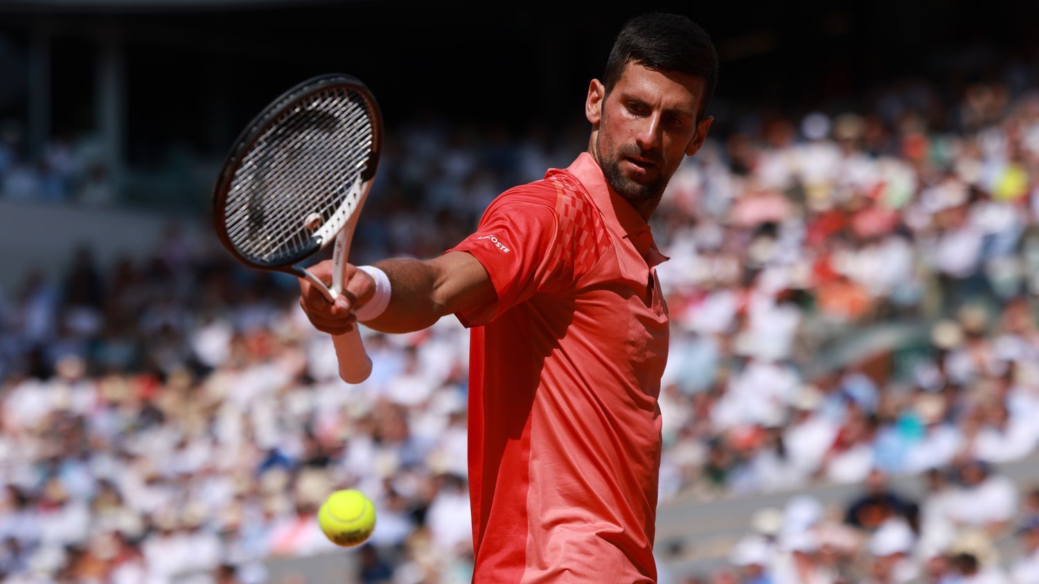 Roland-Garros : Novak Djokovic "sera incontestablement le plus grand" s'il remporte le tournoi, estime Patrick Mouratoglou