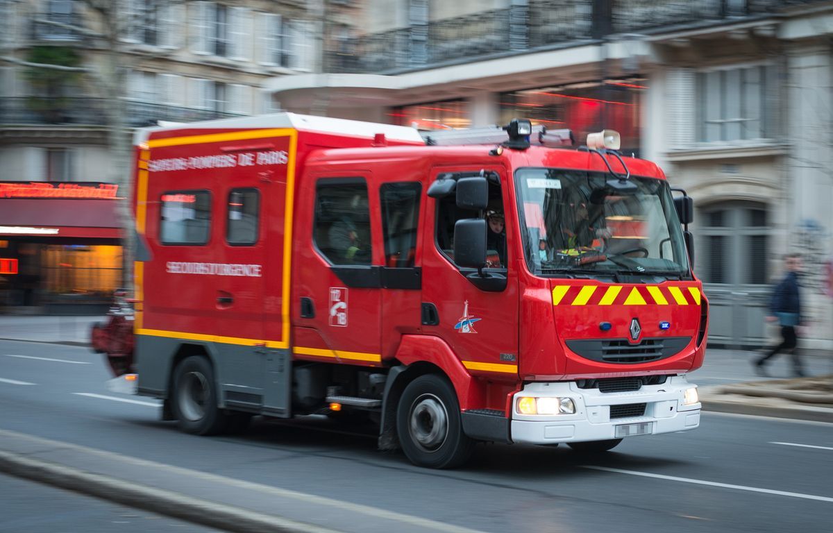 Presque 900 personnes évacuées après l'incendie d'un camping