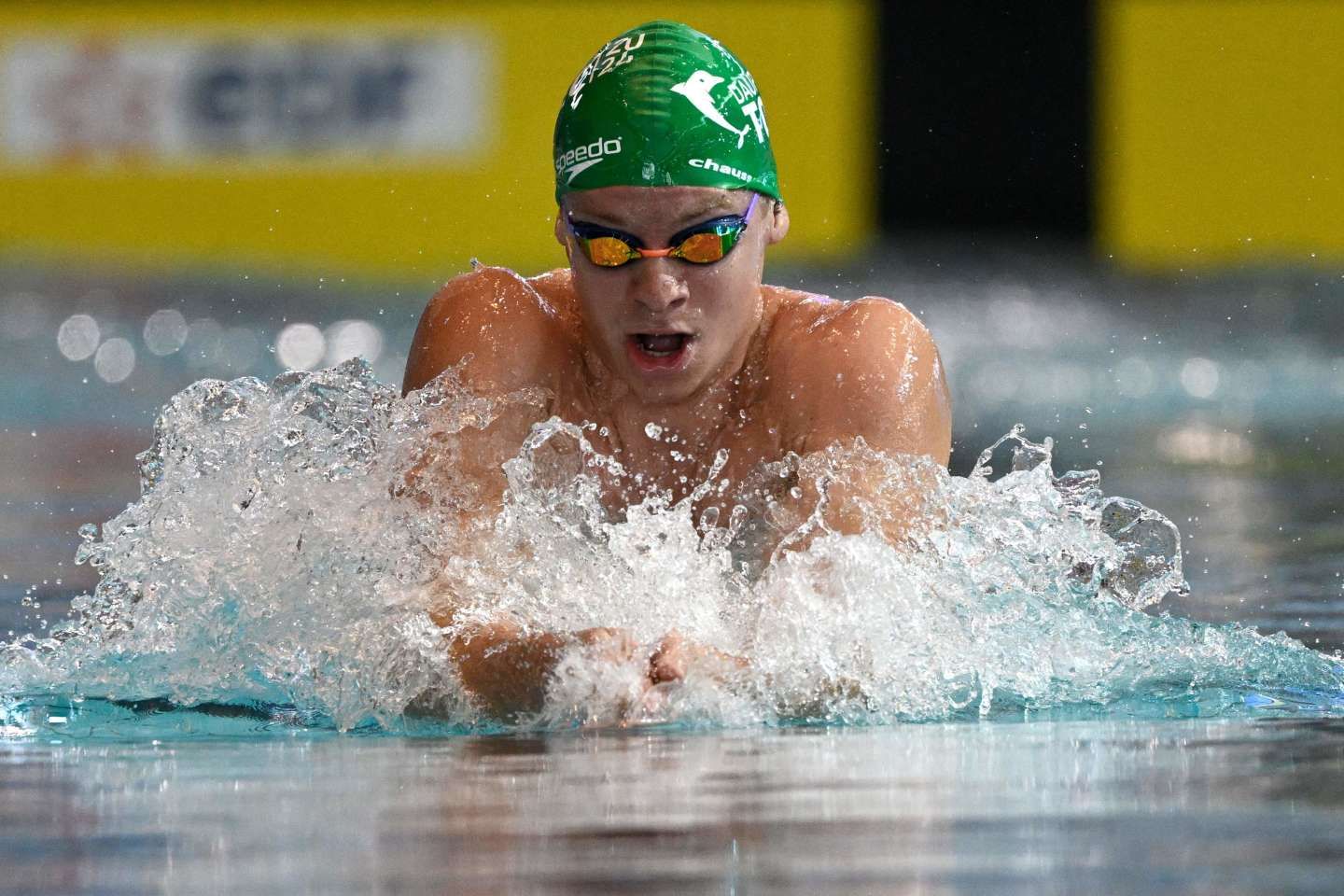 Natation : Leon Marchand signe la meilleure performance mondiale de l’année sur 200 m brasse