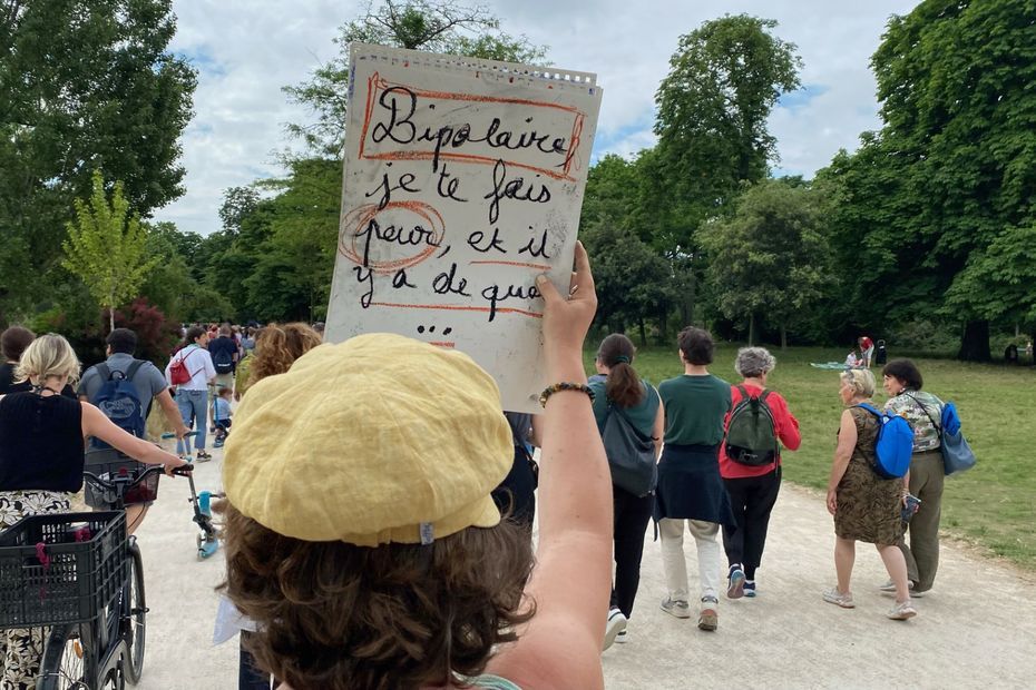 VIDEO. Marcher pour dénoncer le tabou et déstigmatiser les personnes concernées par un trouble psychique