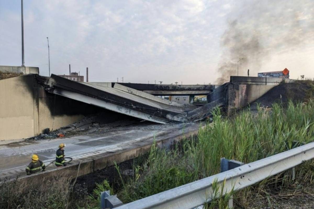 Une autoroute majeure s'effondre à Philadelphie, dans l'est des Etats-Unis