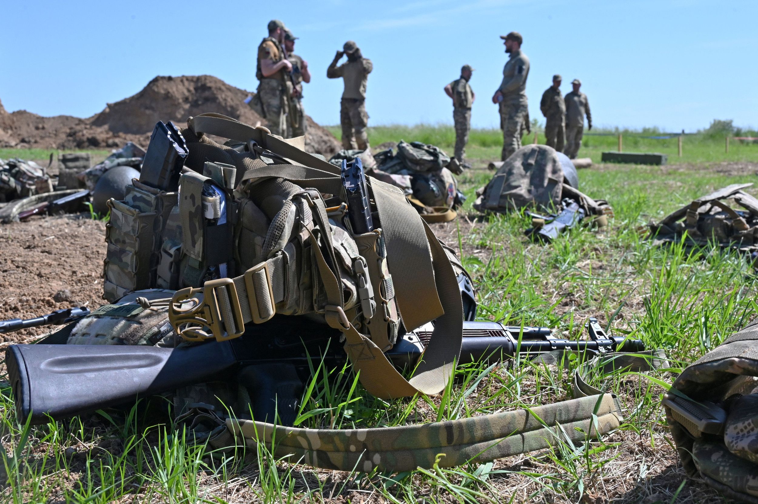 Russia Loses 17 Tanks, 24 APVs in a Day Amid Counteroffensive: Ukraine