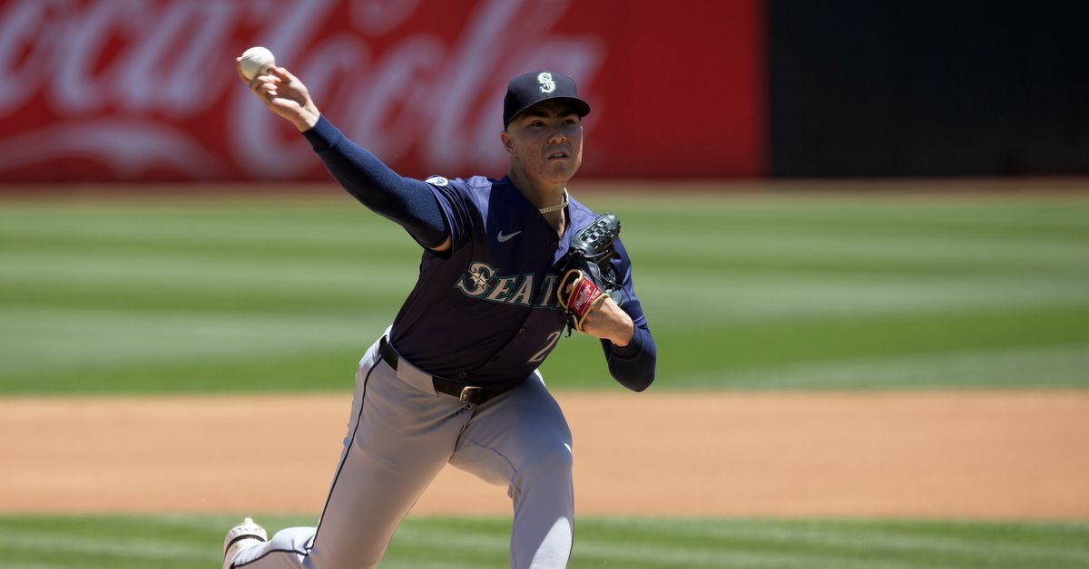 Mariners’ Bryan Woo scratched from tonight’s start; LHP Jhonathan Díaz to make season debut