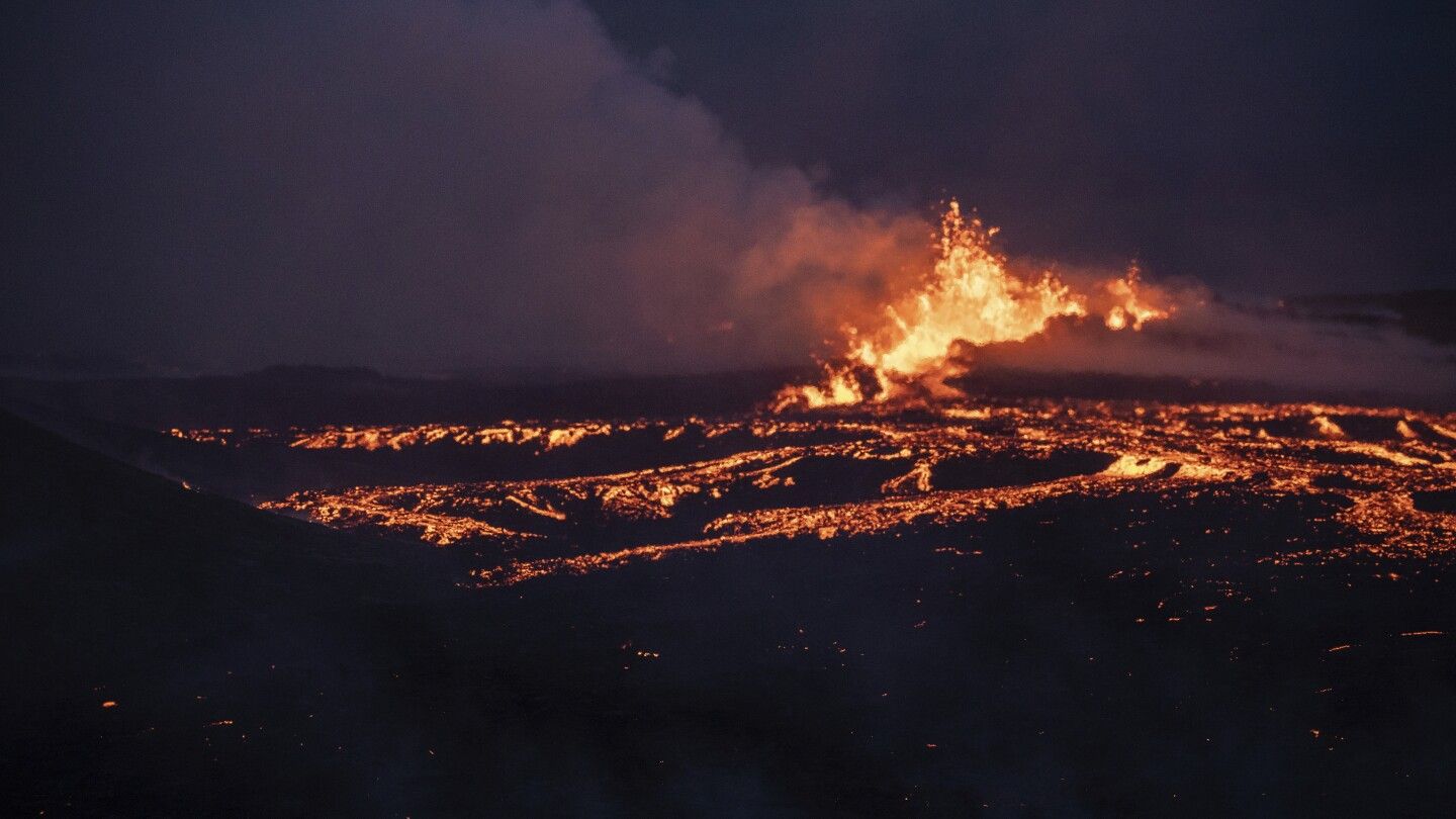 Tourists are told to stay away from an erupting volcano in Iceland because of poisonous gases