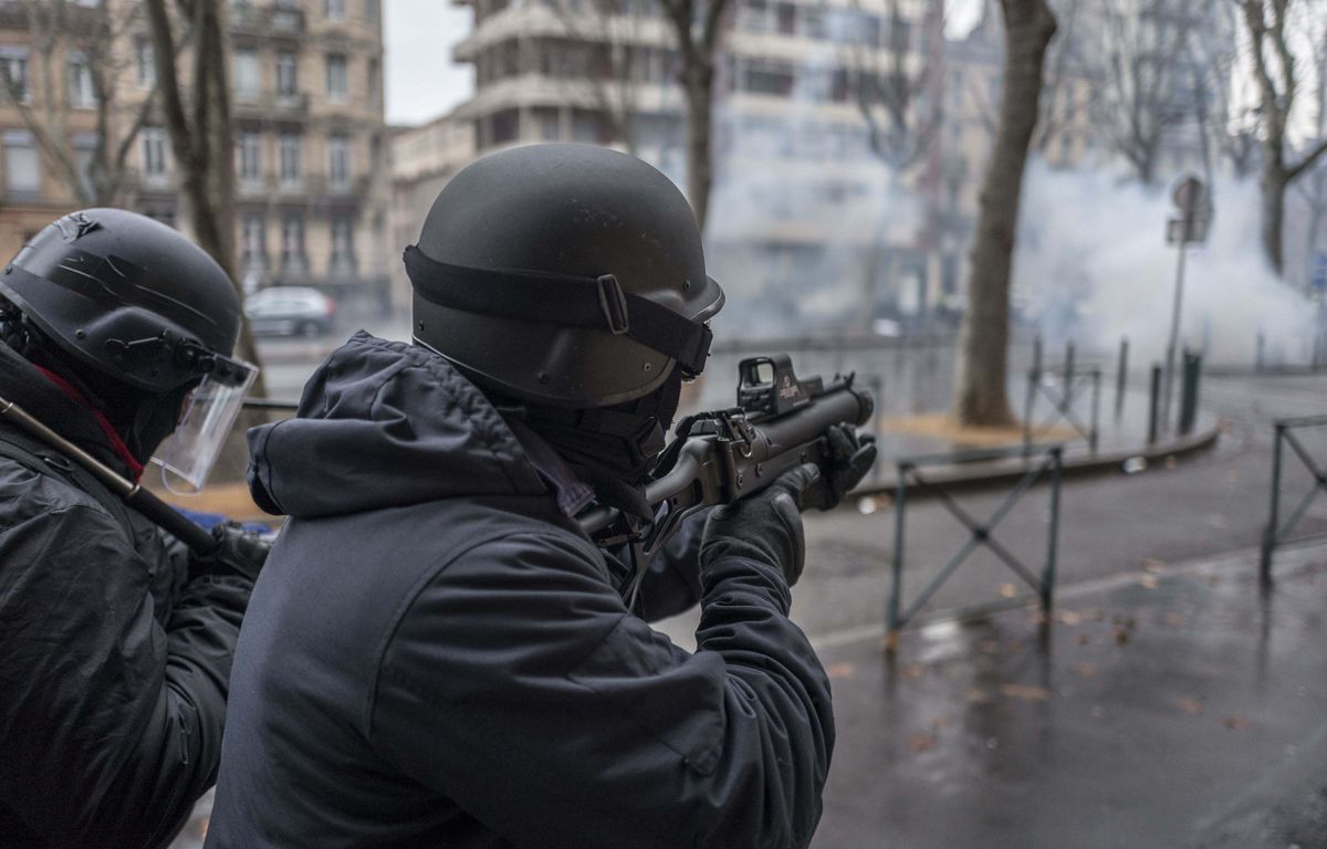 Toulouse : Un policier condamné pour un tir de lance-grenades aux lourdes conséquences