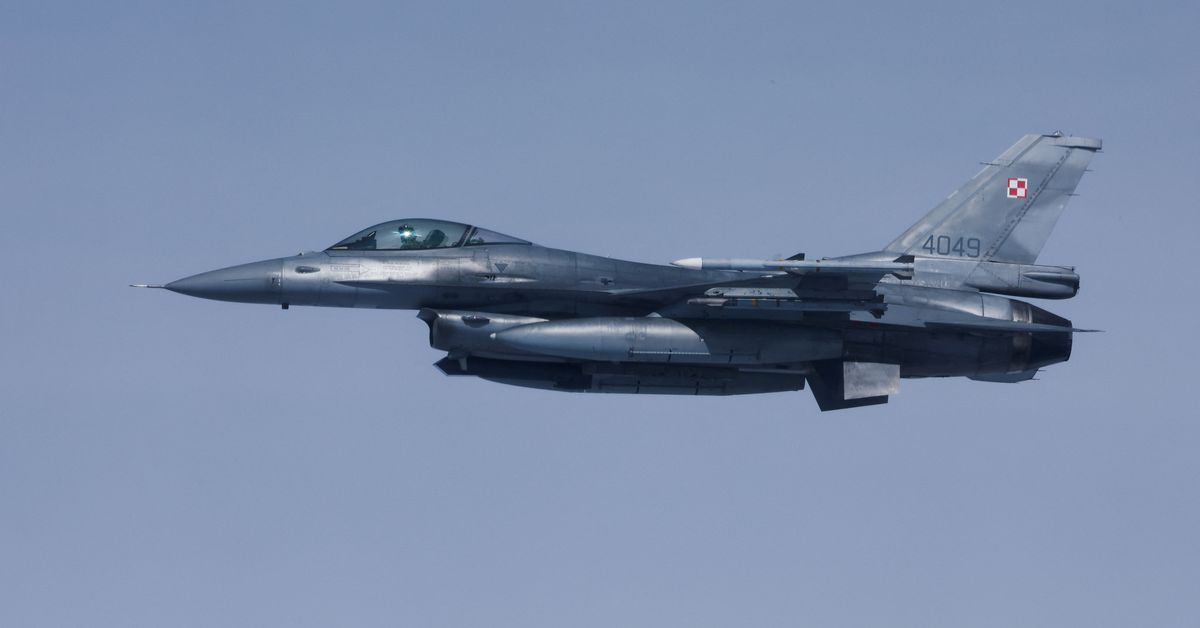 Ukrainian pilots' F-16 training to start in August, officials say