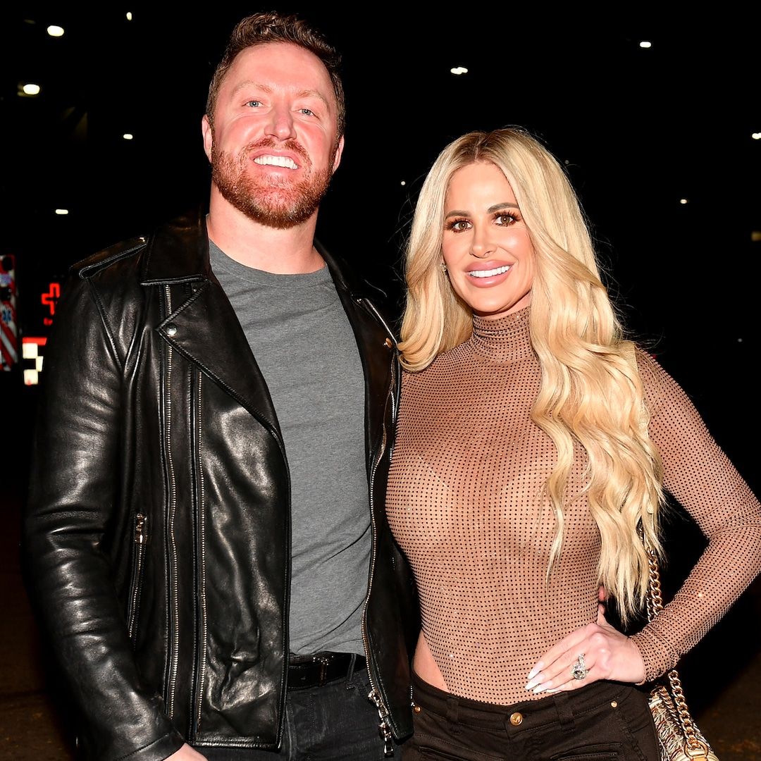 Kim Zolciak Says She & Kroy Biermann Are Living as “Husband and Wife"