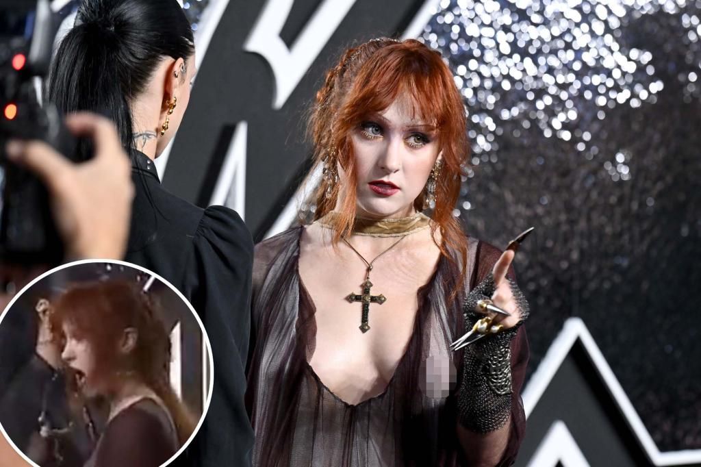 Chappell Roan tells photographer to 'shut the f--k up' at VMAs 2024