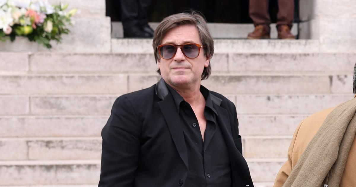 "Je meurs" : Thomas Dutronc révèle les derniers messages de sa mère Françoise Hardy avant sa disparition