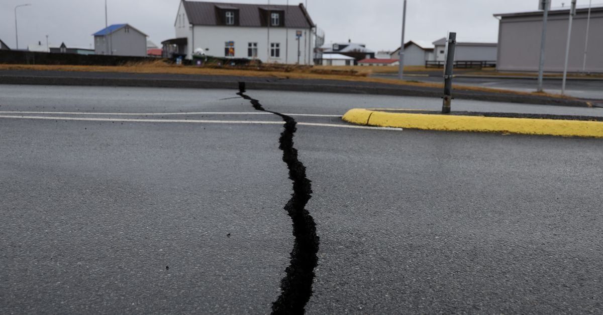 Iceland prepares for volcanic eruption in coming days