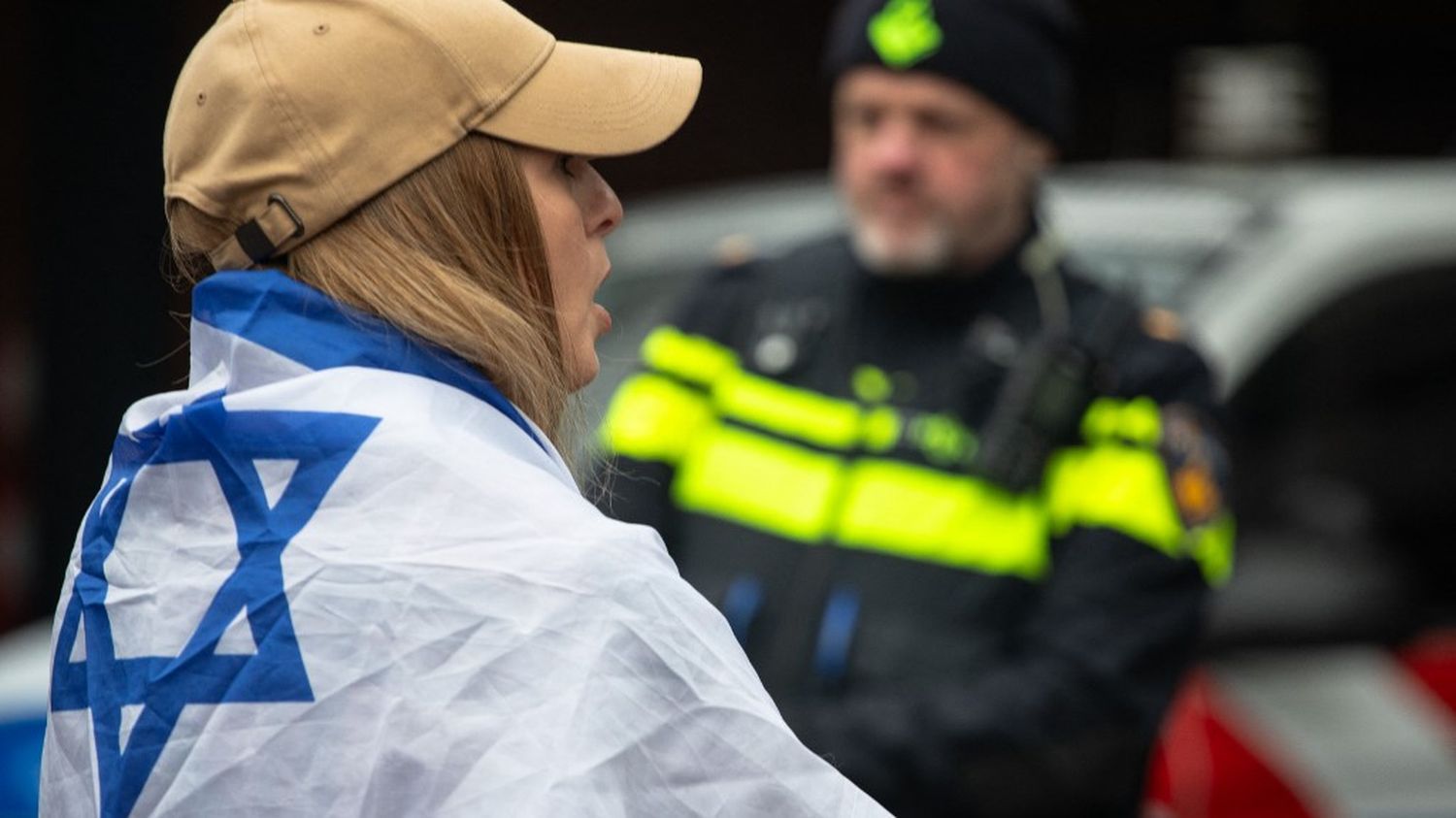 Supporters israéliens agressés à Amsterdam : le Premier ministre des Pays-Bas dénonce une "violence antisémite pure et simple"