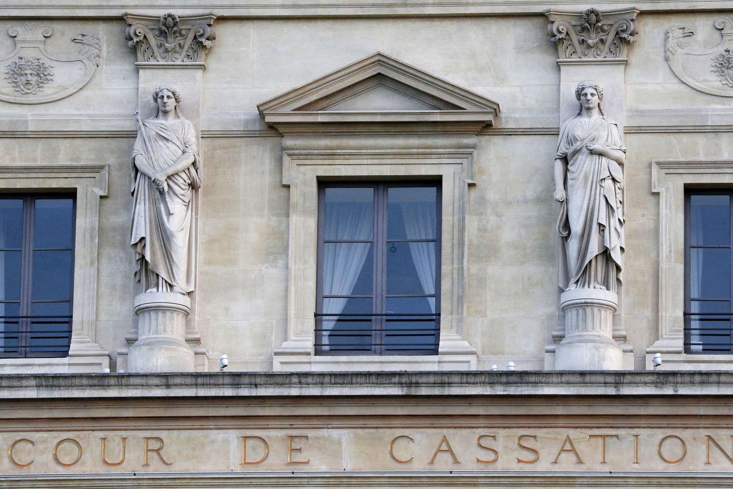 Crimes de guerre ou contre l’humanité : la Cour de cassation consacre la compétence universelle de la France