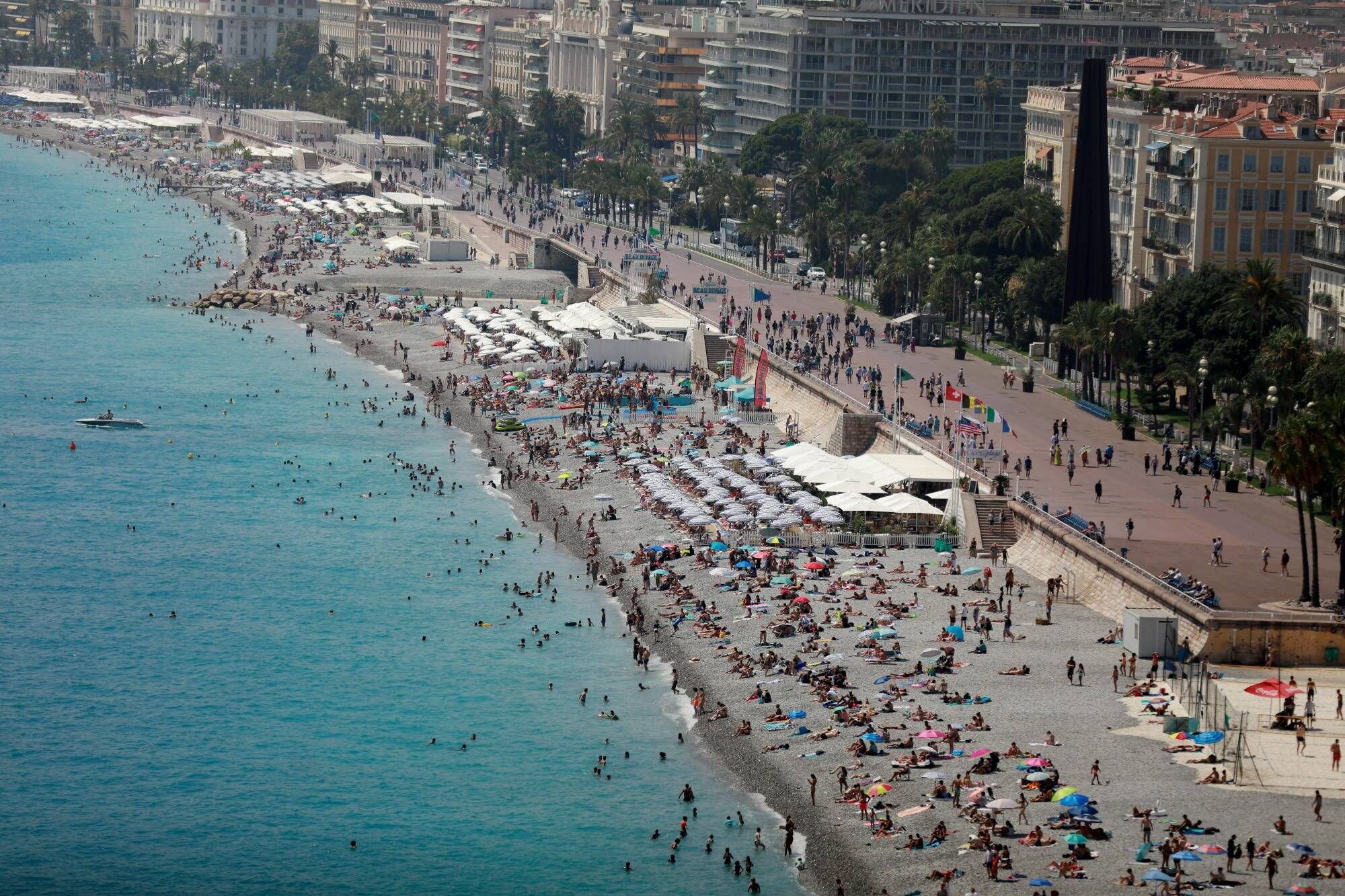 Deux hommes interpellés après l'agression au couteau de cette nuit sur la Promenade des Anglais