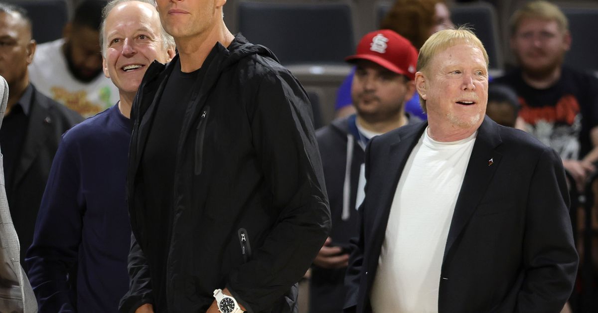 Raiders news: Tom Brady in talks with Mark Davis to be minority owner of Las Vegas