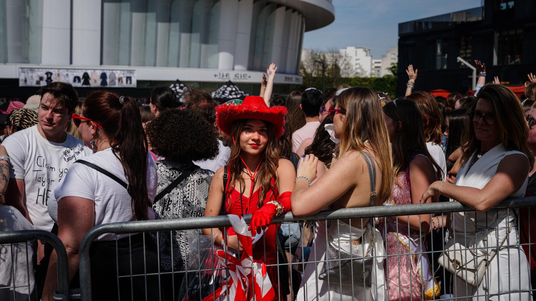 Taylor Swift à Paris : ses concerts à la capitale ont aussi montré les dérives du secteur aux États-Unis