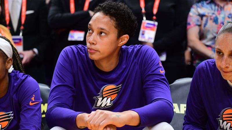 Brittney Griner airport harassment: Phoenix Mercury to adjust travel arrangements following incident, head coach says