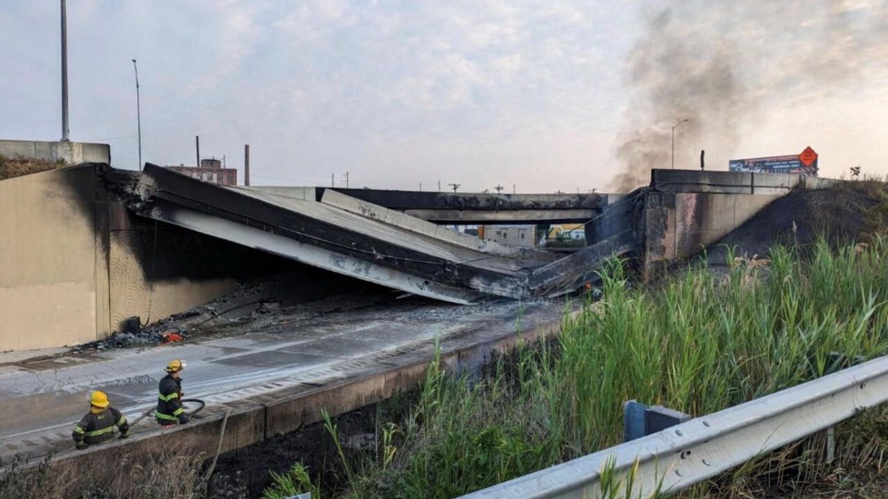 Aux États-Unis, une portion d'autoroute majeure s'effondre à Philadelphie