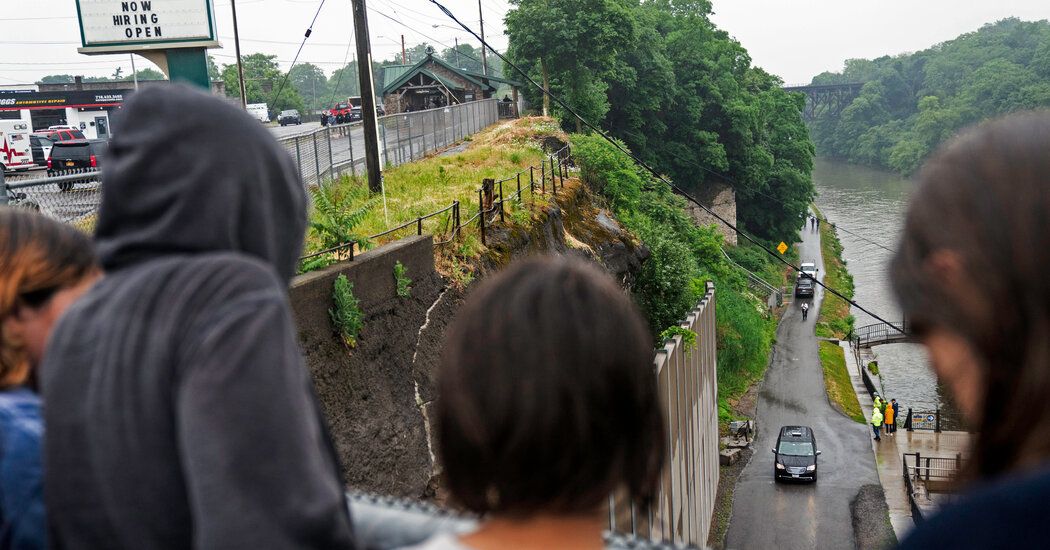 One Dead After Boat Capsizes on Underground Cave Tour, Officials Say