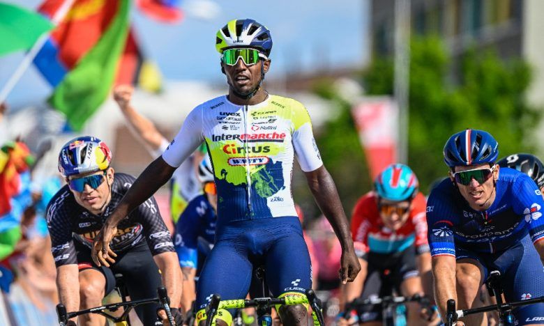 Biniam Girmay la 2e étape devant Démare et Van Aert