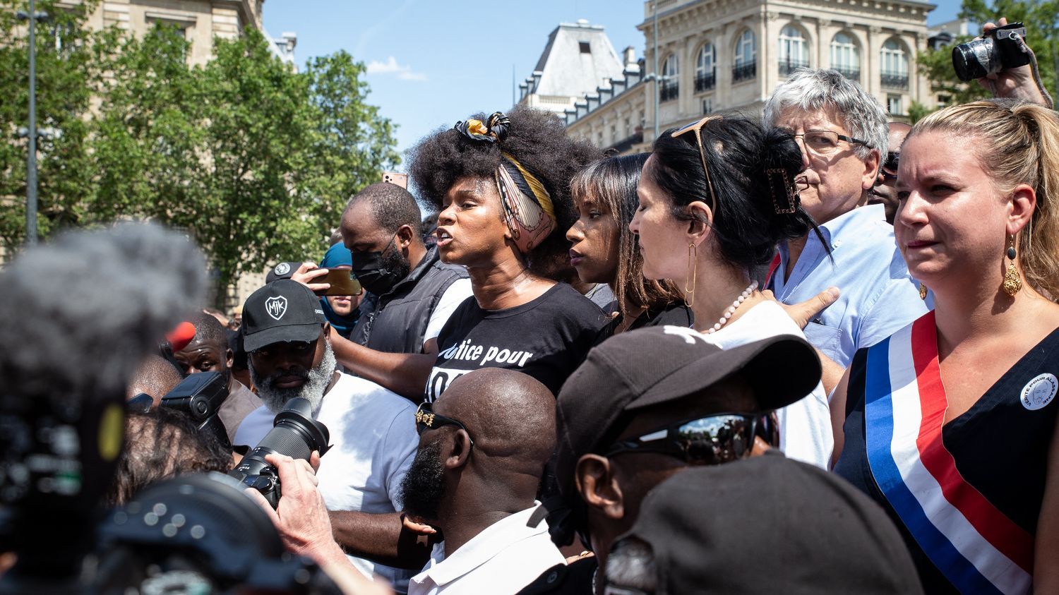 Marche en mémoire d'Adama Traoré : le bureau de l'Assemblée nationale ne sanctionnera pas les députés de la Nupes présents