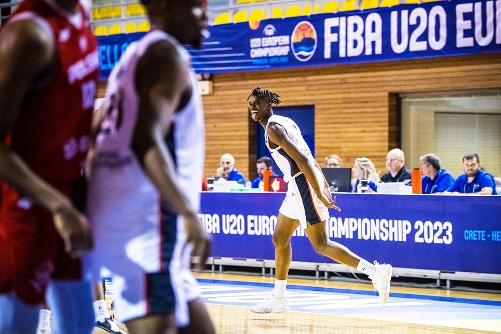 L'équipe de France U20 en quarts après sa victoire facile contre la Pologne