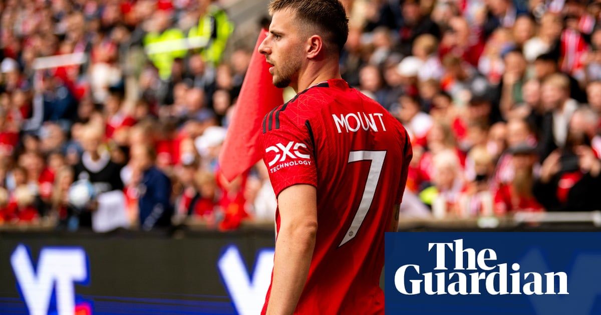 Mason Mount impresses for Manchester United in friendly win over Leeds