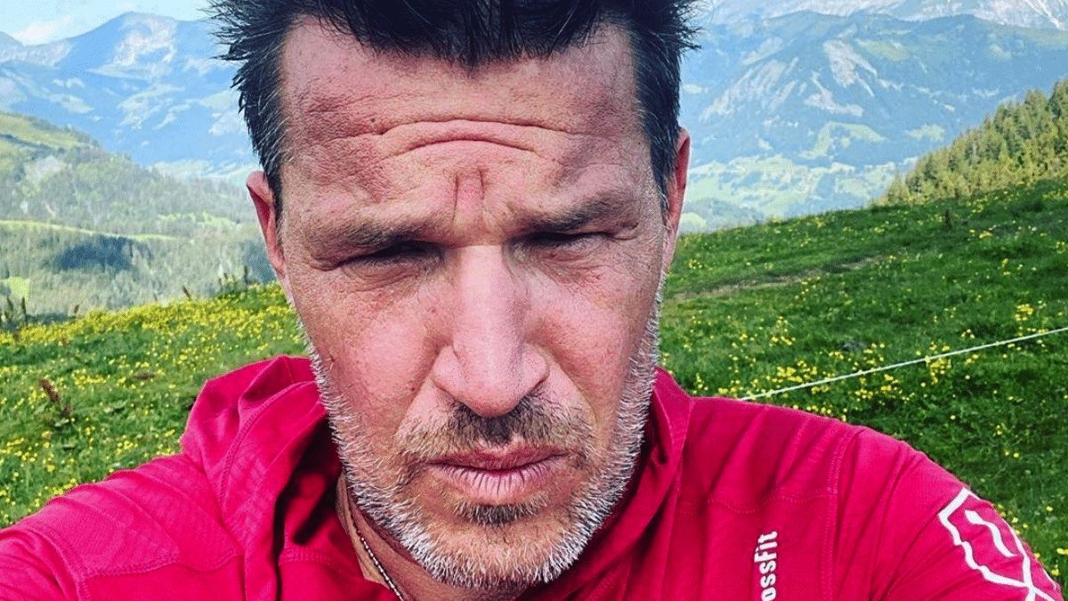 Benjamin Castaldi acculé par les dettes : ses luxueuses vacances en mer