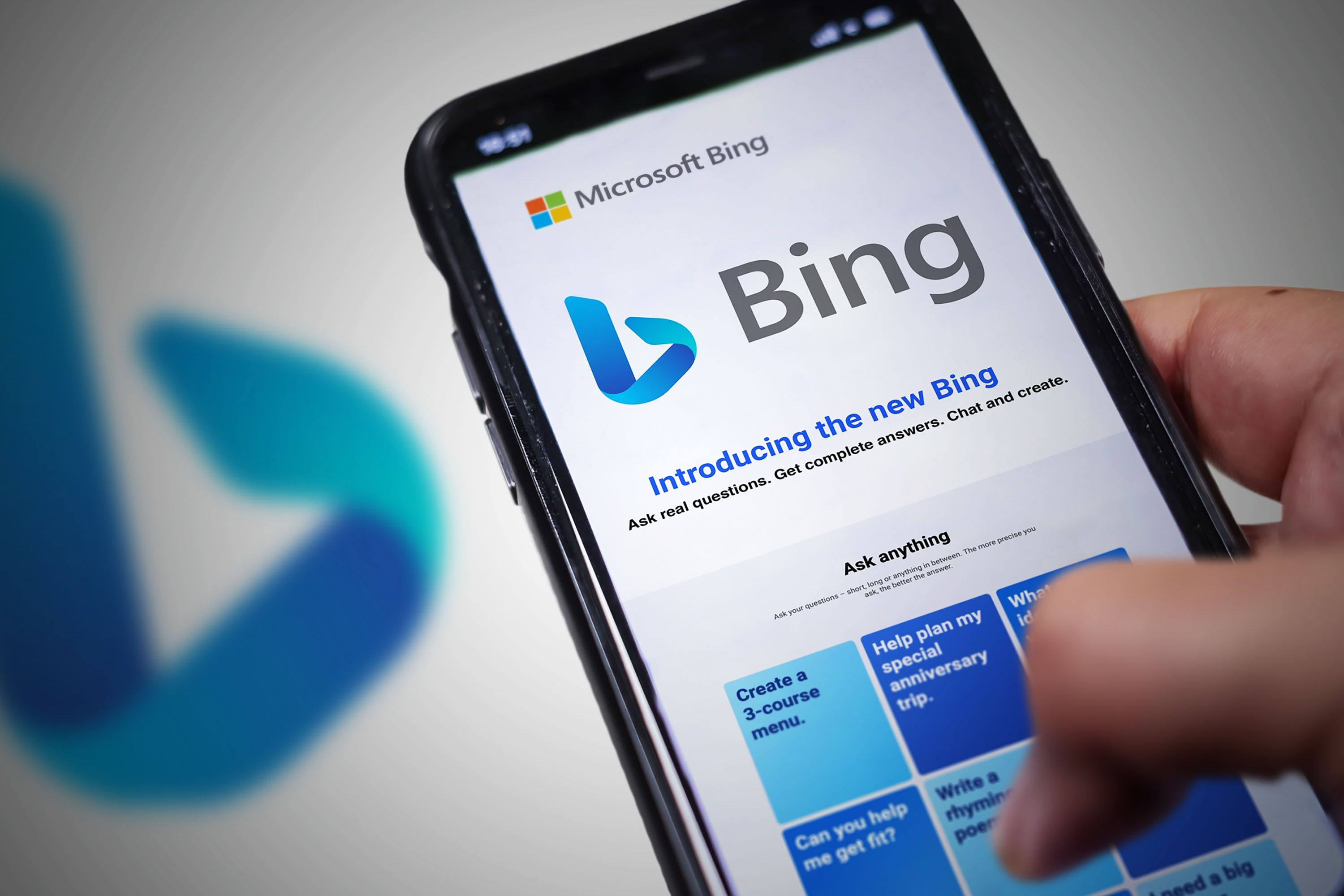 Malgré ChatGPT, Bing n'aura pas tenu très longtemps face à Google