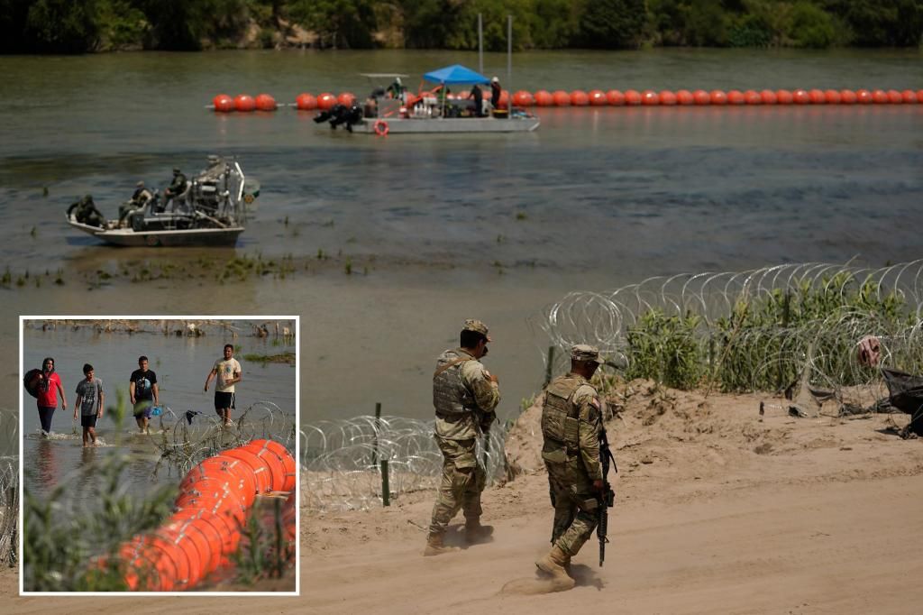 Texas floating barrier placed in Rio Grande to stop migrants