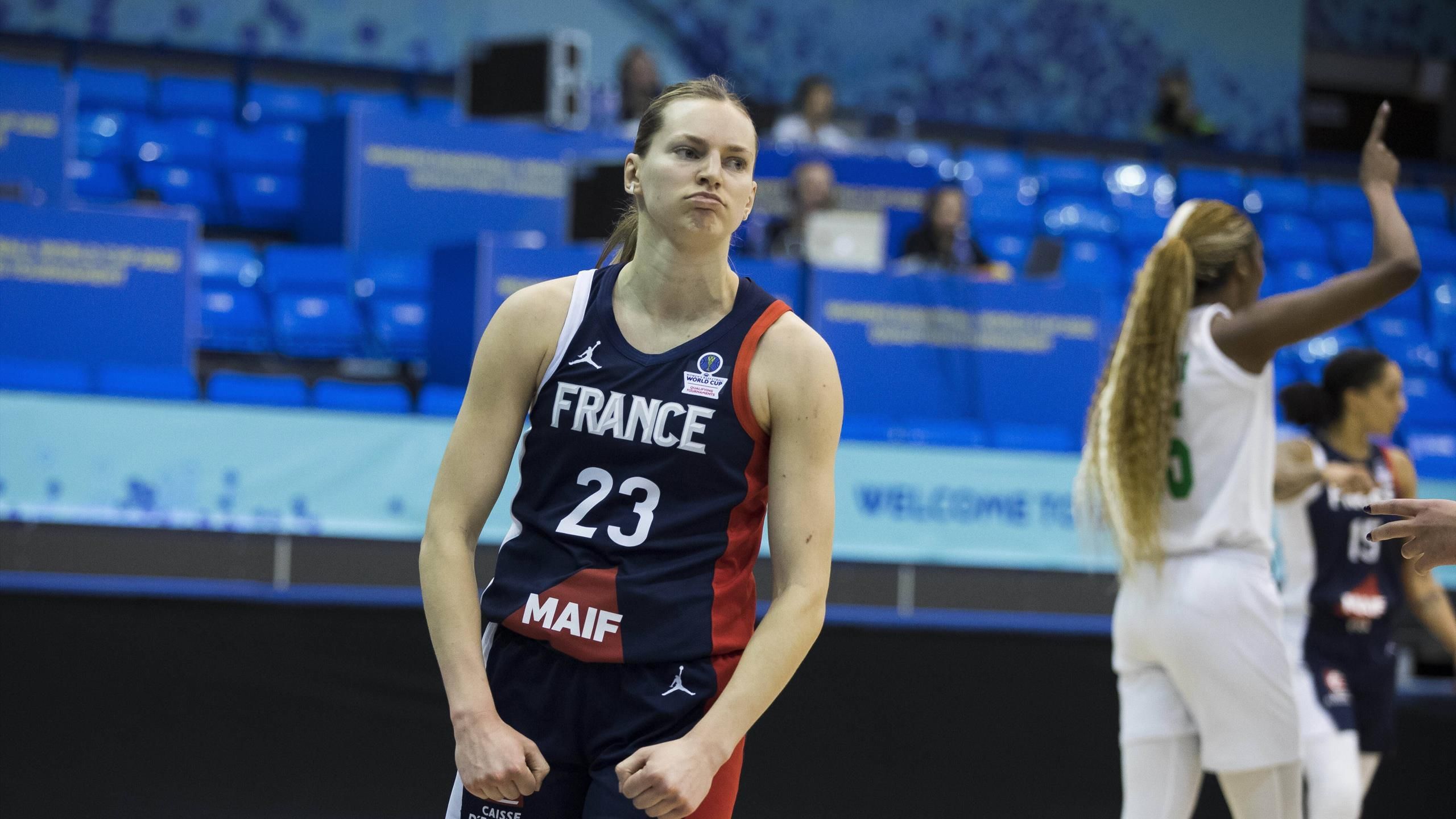 Marine Johannès régale et les Bleues enchaînent contre la Serbie